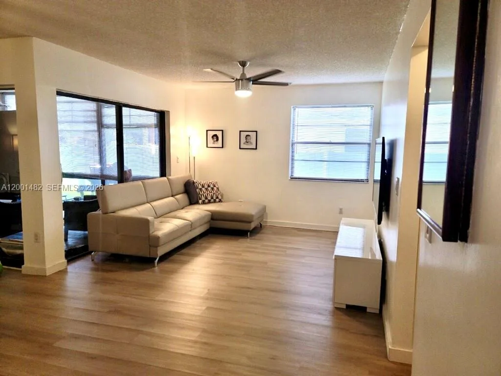 11905 NW 11th St # 11905, Pembroke Pines, FL 33026 — zdjęcie 3
