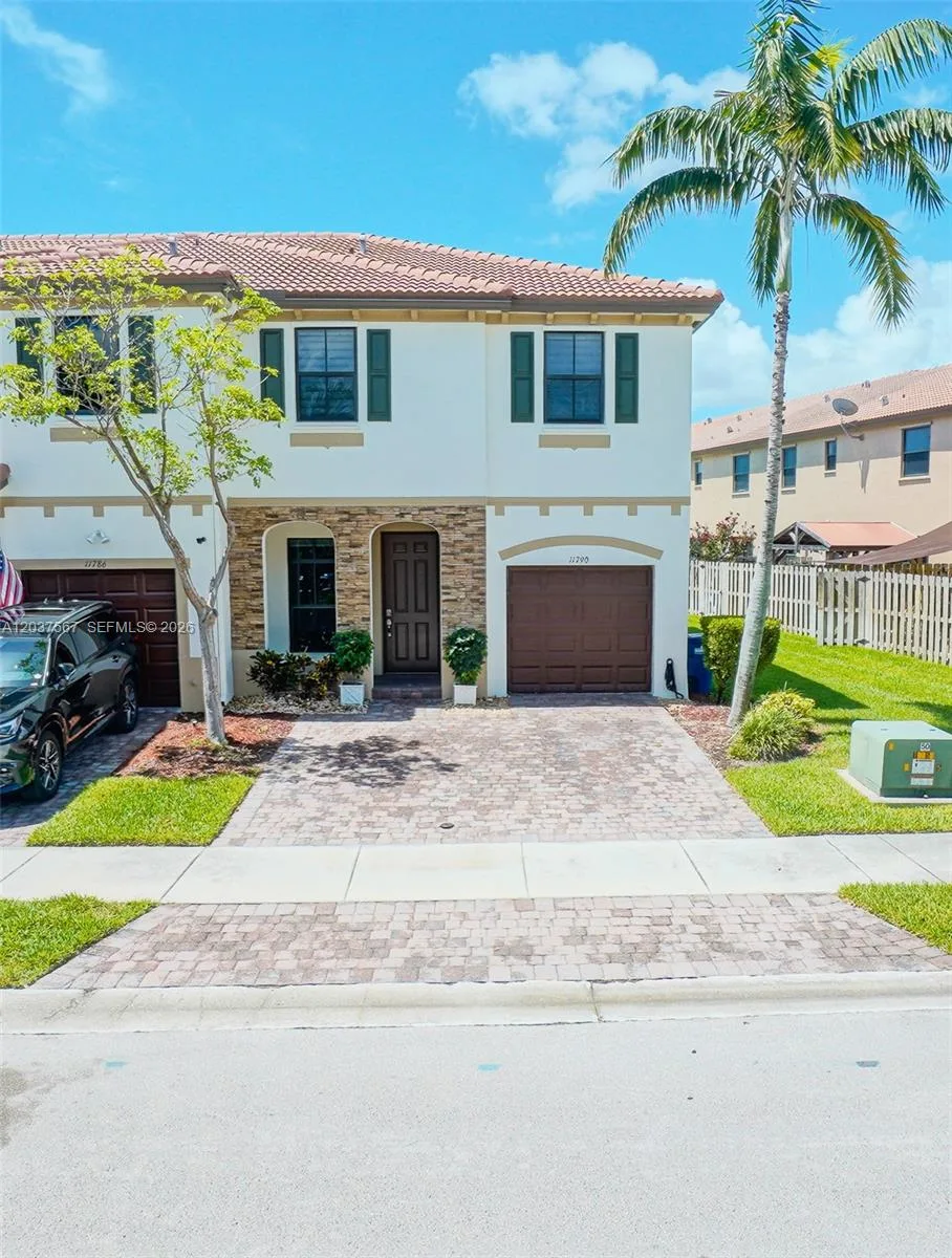 11790 SW 238th St, Homestead, FL 33032