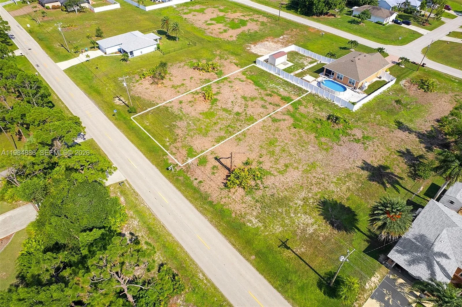 614 Jacaranda Pkwy E, Cape Coral, FL 33909 photo 5