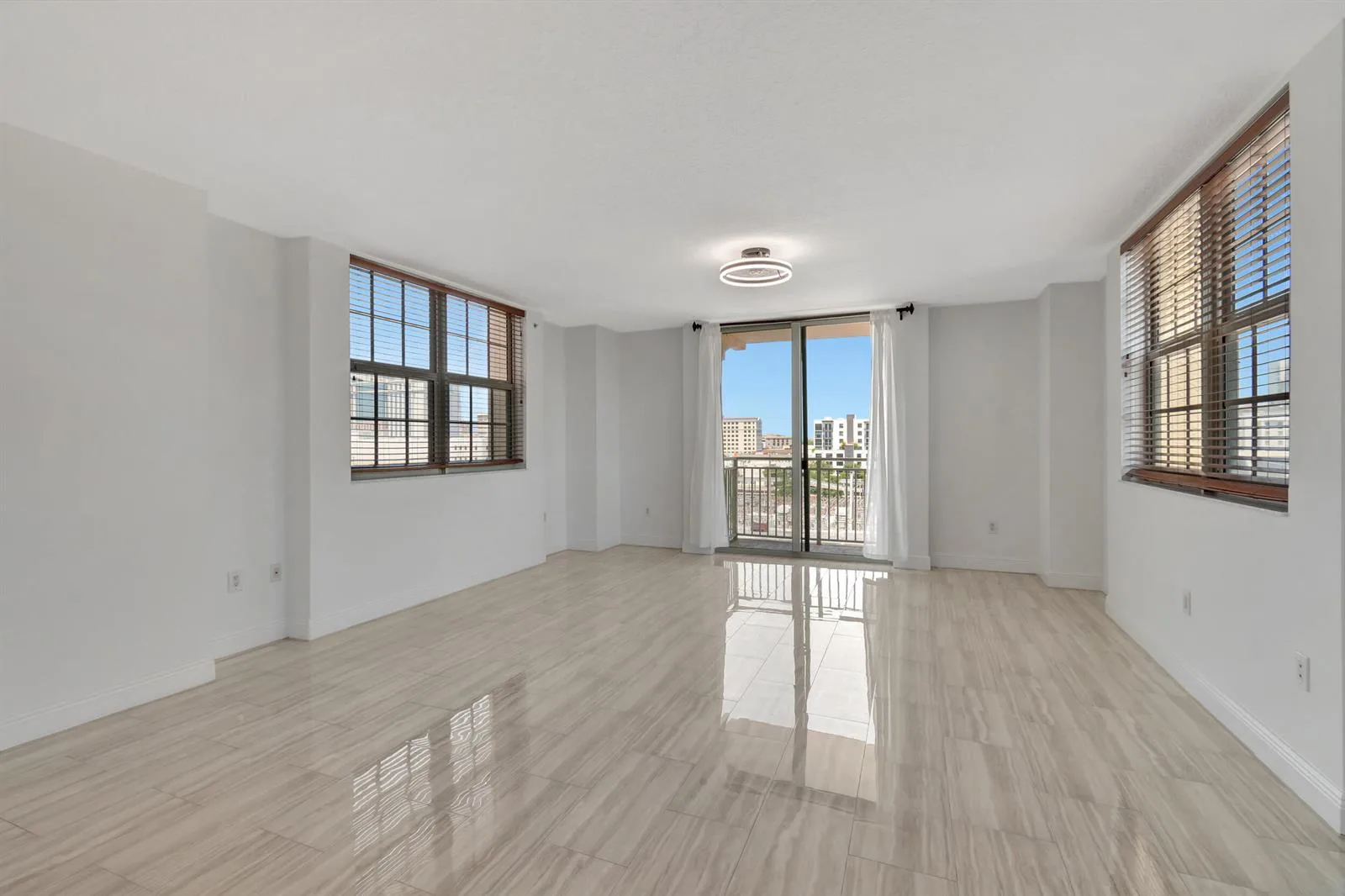 610 CLEMATIS Street # 524, West Palm Beach, FL 33401 photo 11