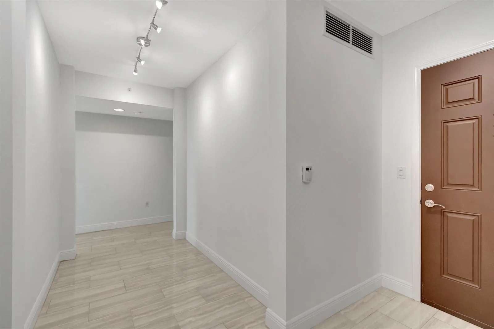 610 CLEMATIS Street # 524, West Palm Beach, FL 33401 photo 9