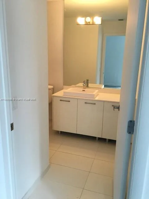 151 SE 1 Street # 406, Miami, FL 33131 photo 12