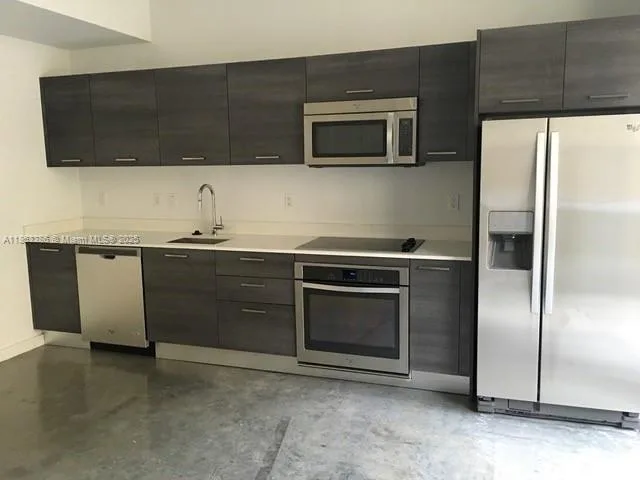 151 SE 1 Street # 406, Miami, FL 33131 photo 4