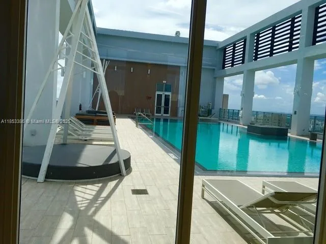 151 SE 1 Street # 406, Miami, FL 33131 photo 9