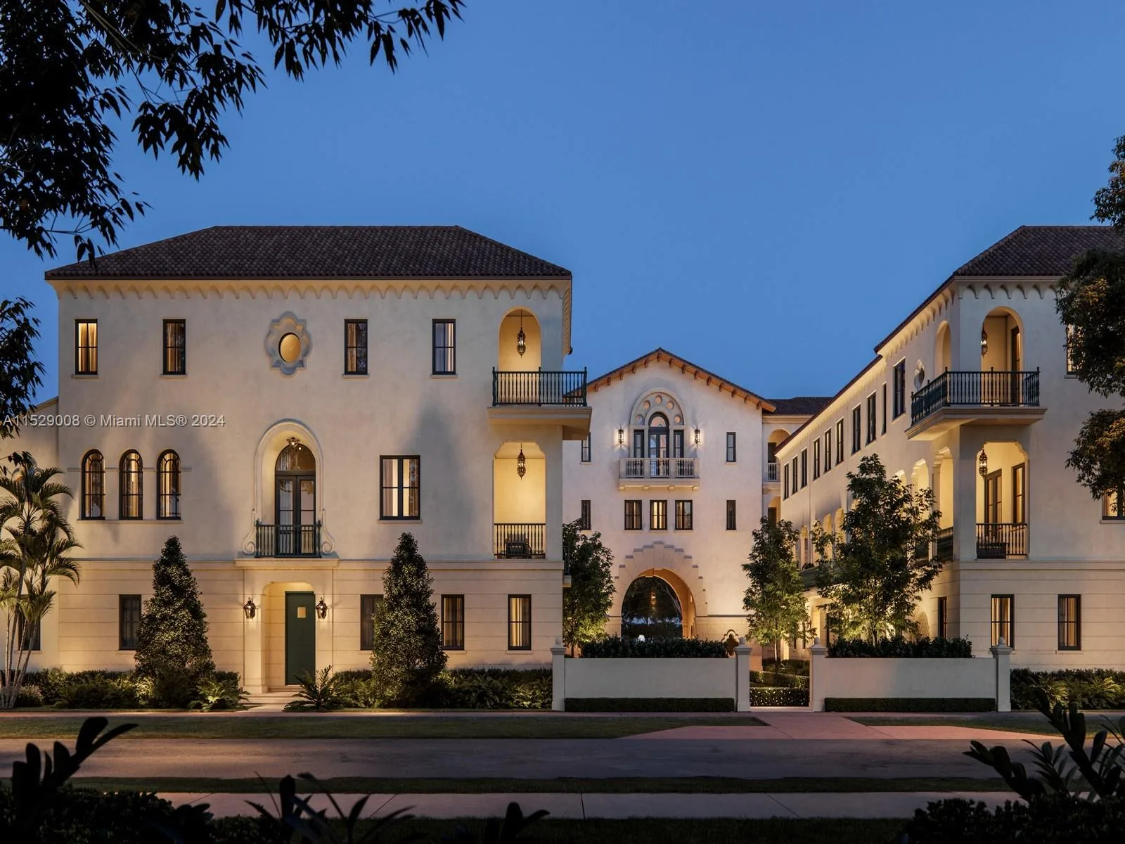 504 Malaga Ave # T8, Coral Gables, FL 33134 photo 5