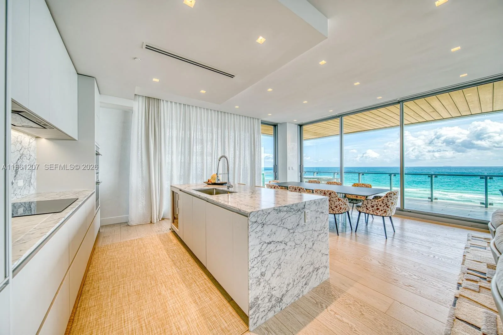 5775 Collins Ave # 703, Miami Beach, FL 33140 photo 8