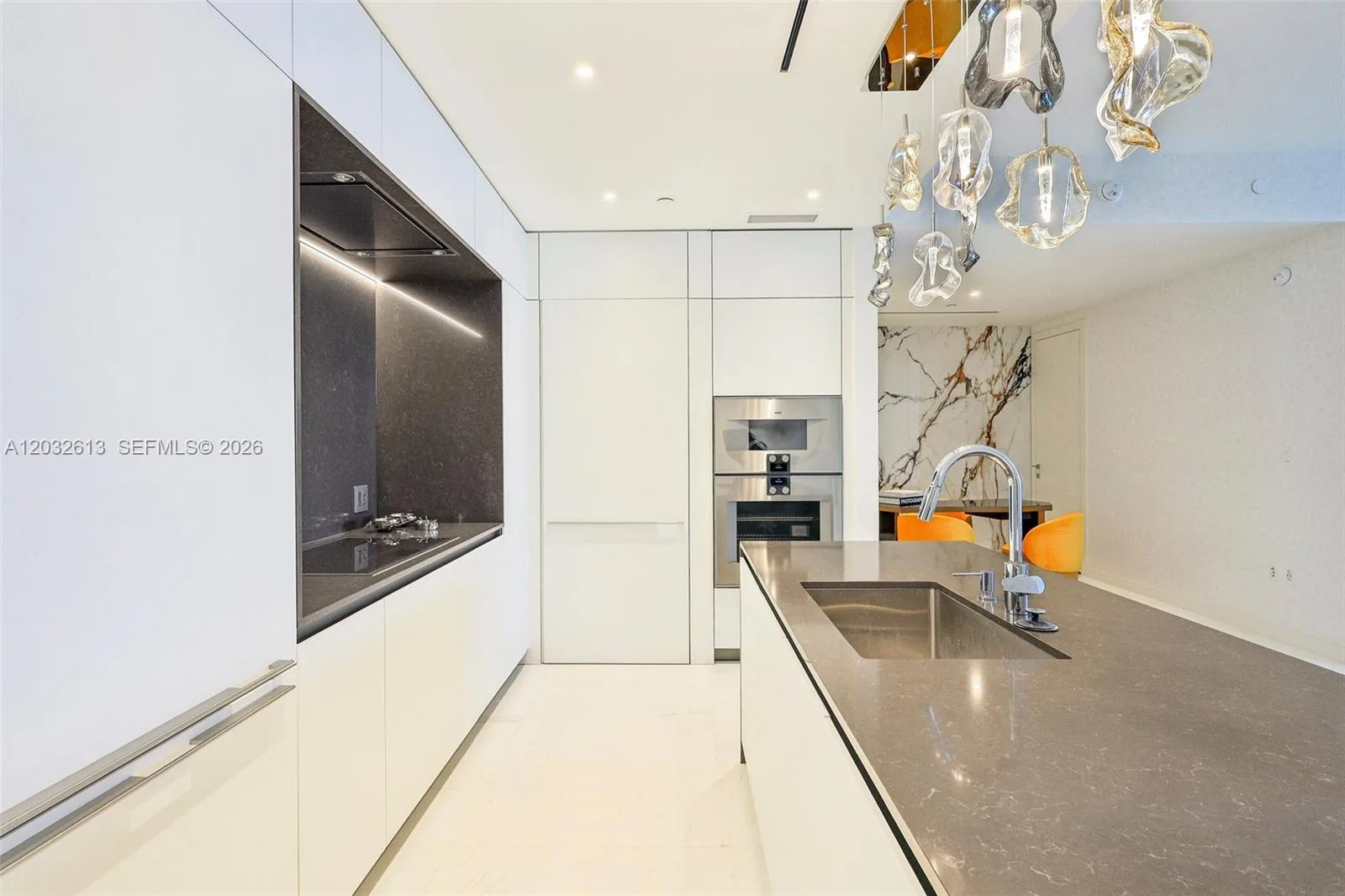 300 Biscayne Boulevard Way # 3305W, Miami, FL 33131 photo 10