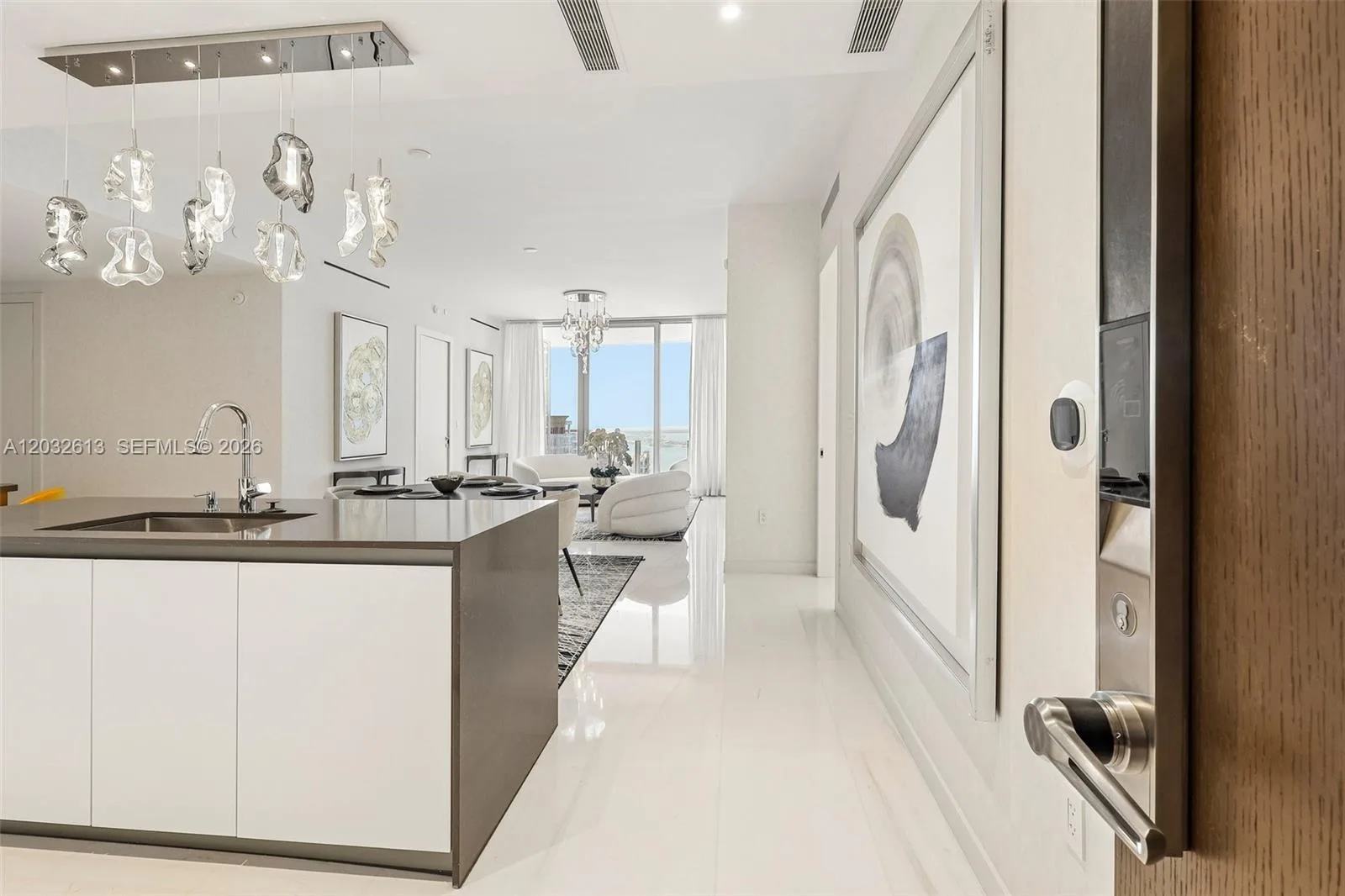 300 Biscayne Boulevard Way # 3305W, Miami, FL 33131 photo 3