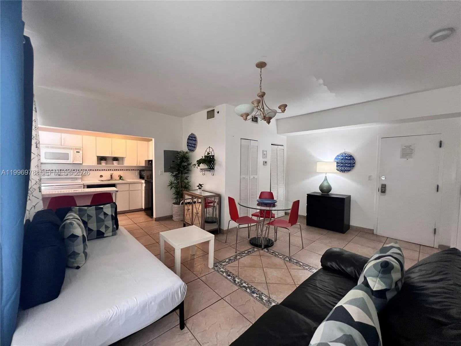 918 Ocean Dr # 302, Miami Beach, FL 33139 photo 5
