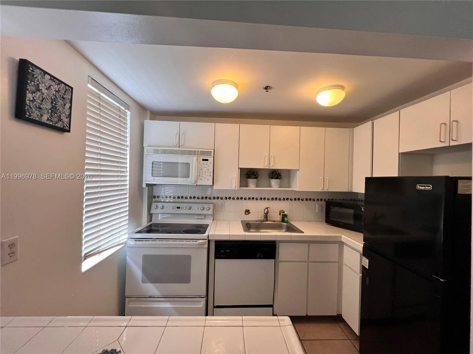 918 Ocean Dr # 302, Miami Beach, FL 33139 photo 6