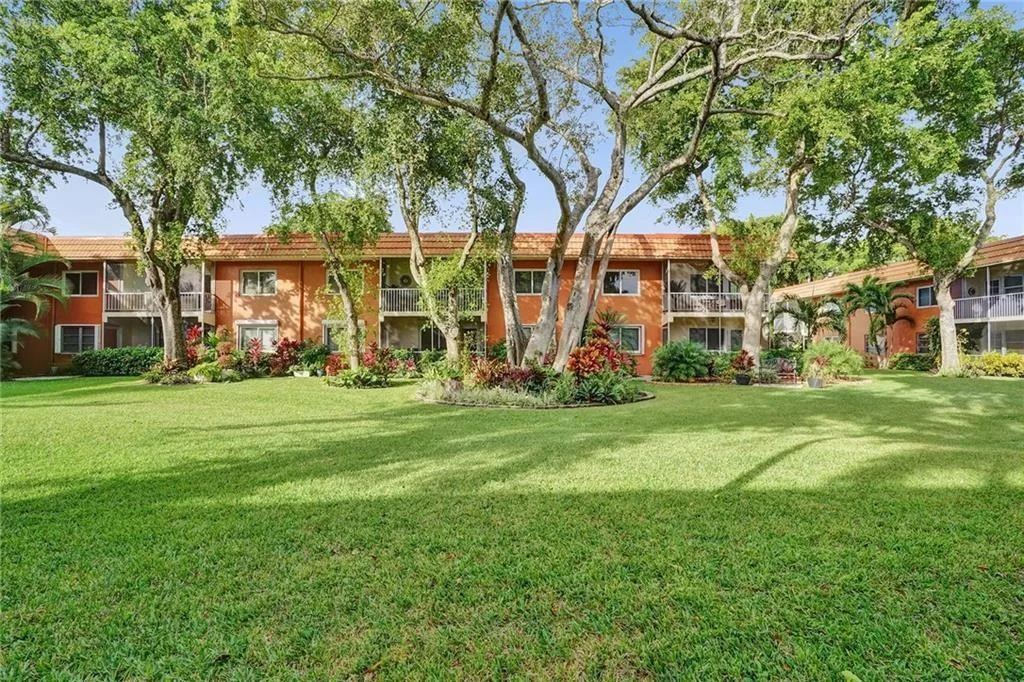 119 NE 19th Court # 215 G, Wilton Manors, FL 33305
