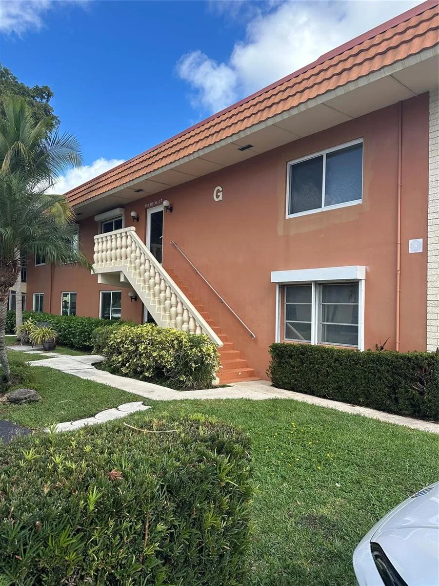 119 NE 19th Court # 215 G, Wilton Manors, FL 33305 photo 3