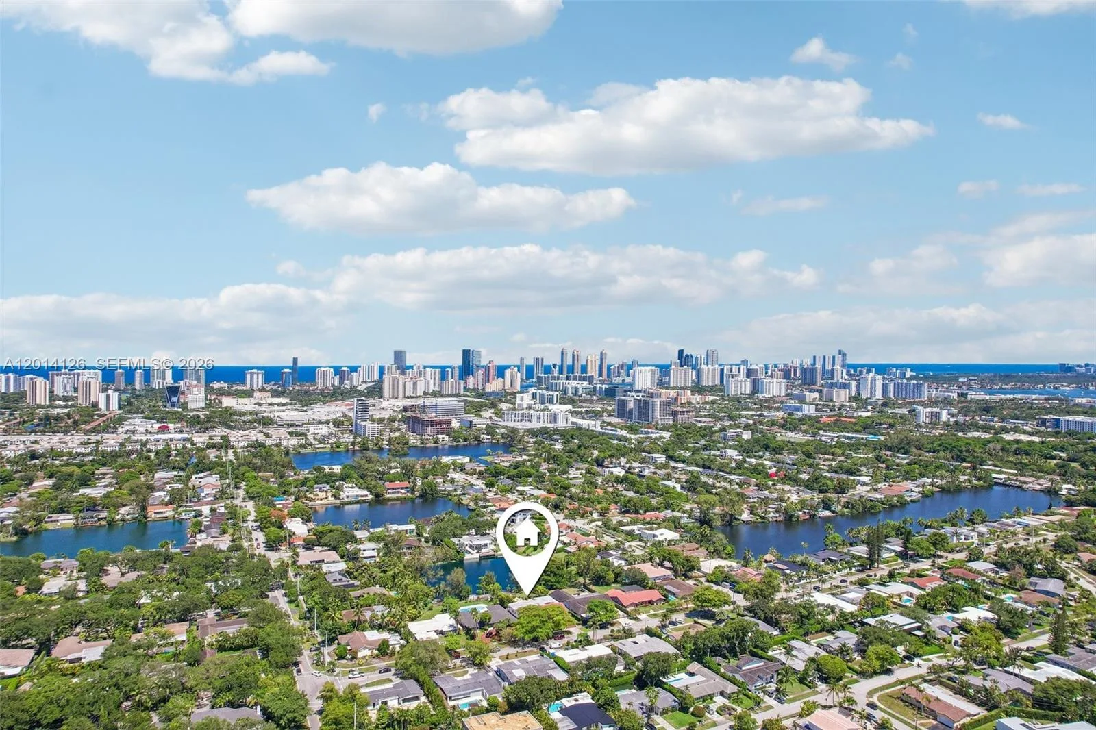 19805 NE 22nd Ave, Miami, FL 33180 photo 13