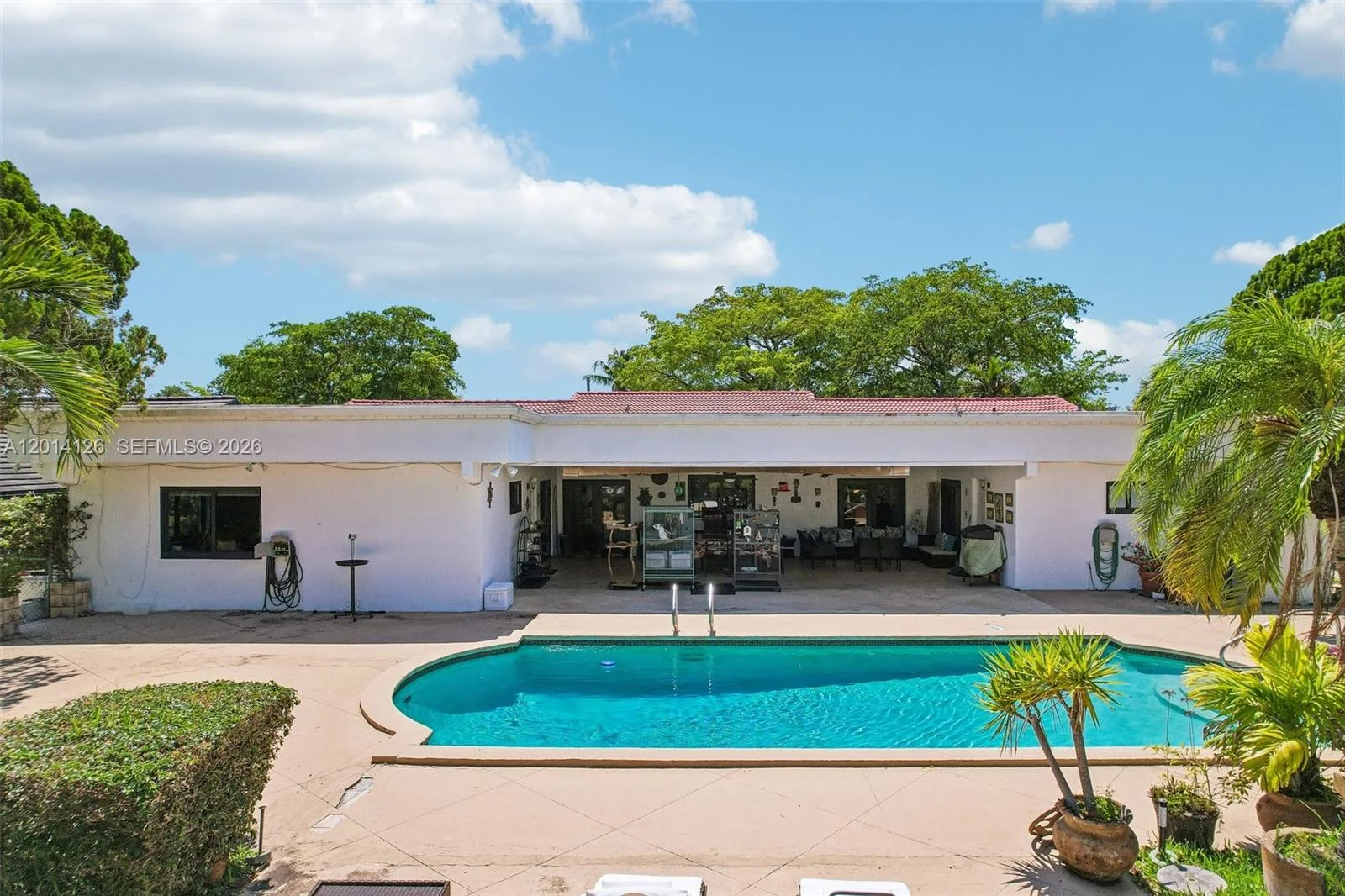 19805 NE 22nd Ave, Miami, FL 33180 photo 5
