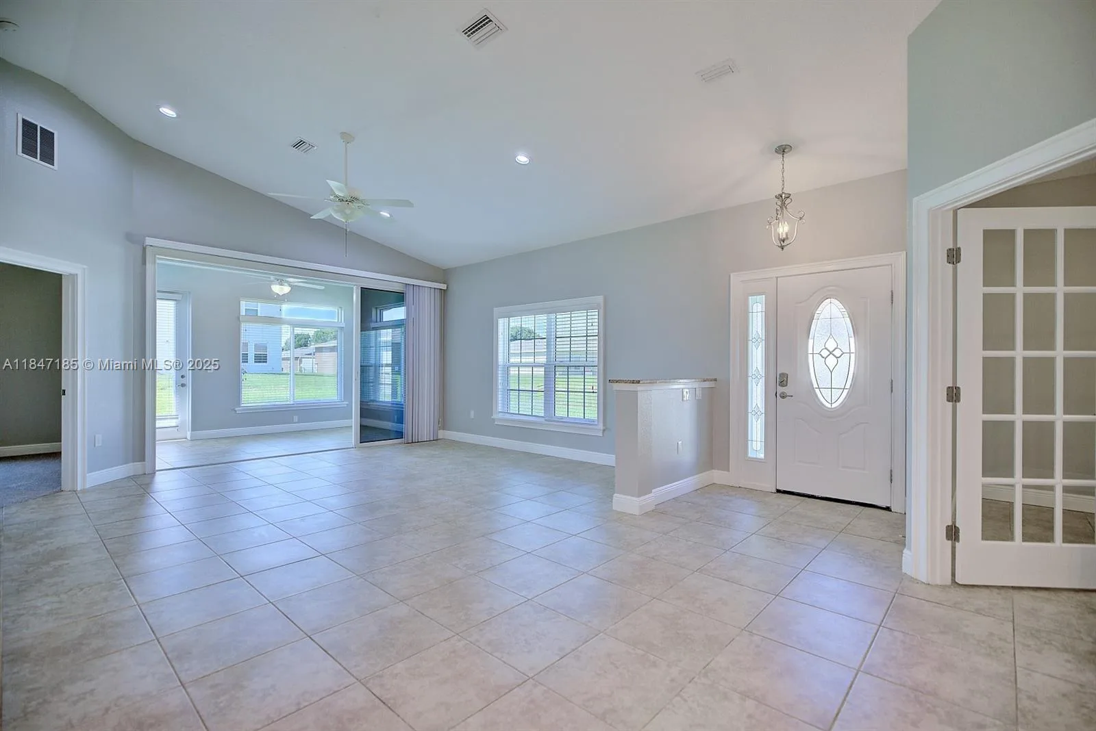 1617 Marble St, Sebring, FL 33870 photo 4
