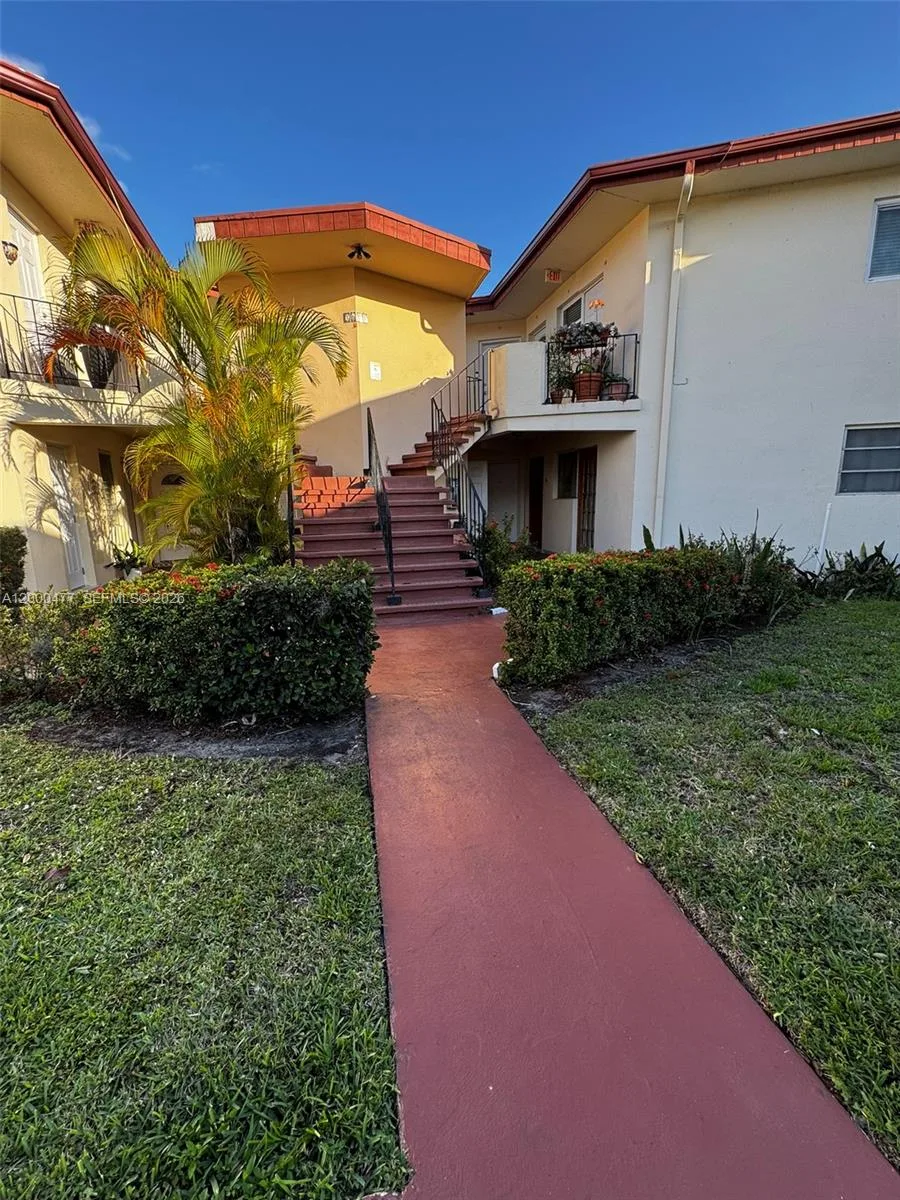 1601 NE Miami Gardens Dr # 103, Miami, FL 33179