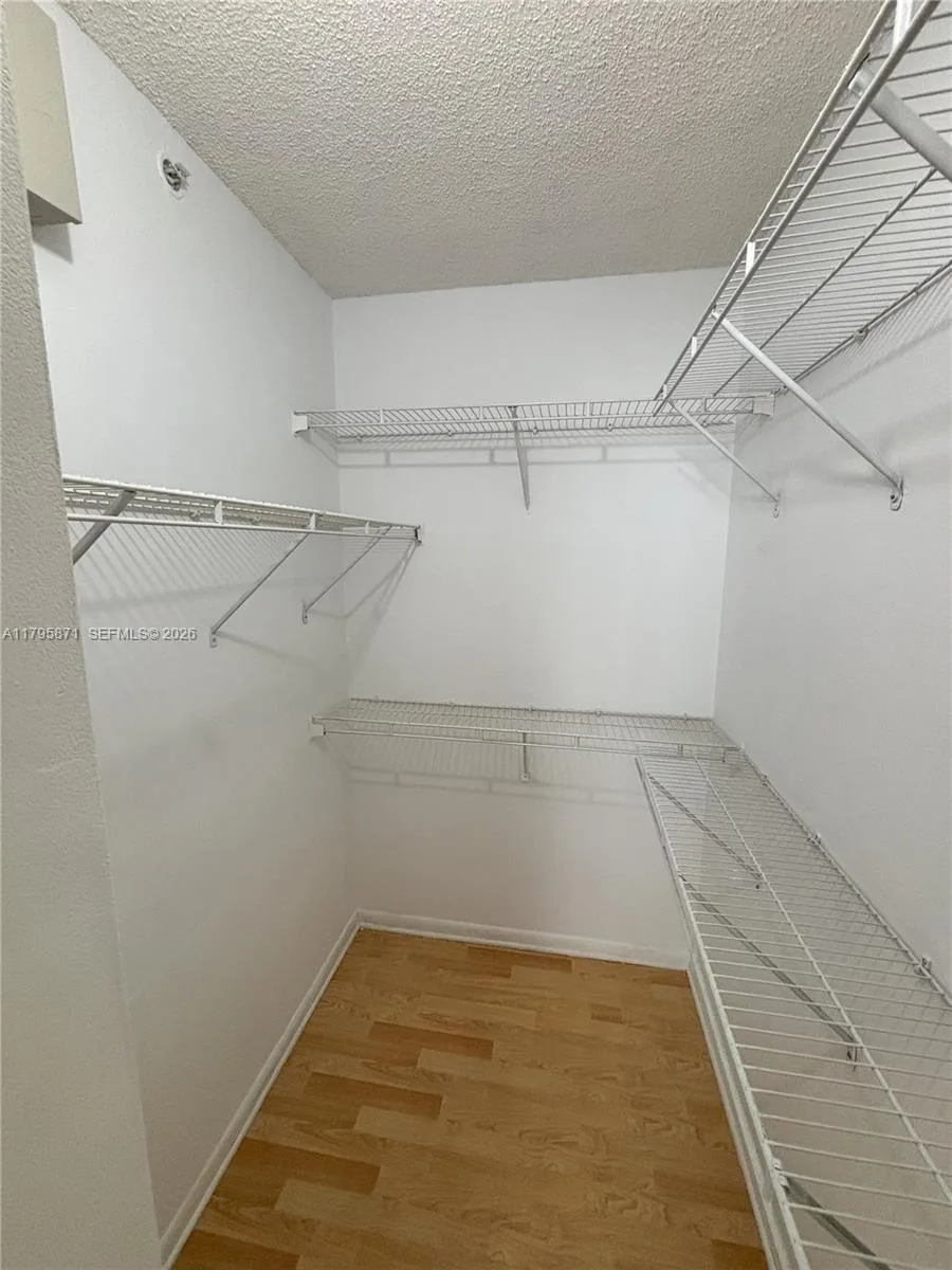 126 SW 17th Rd # 505, Miami, FL 33129 photo 3