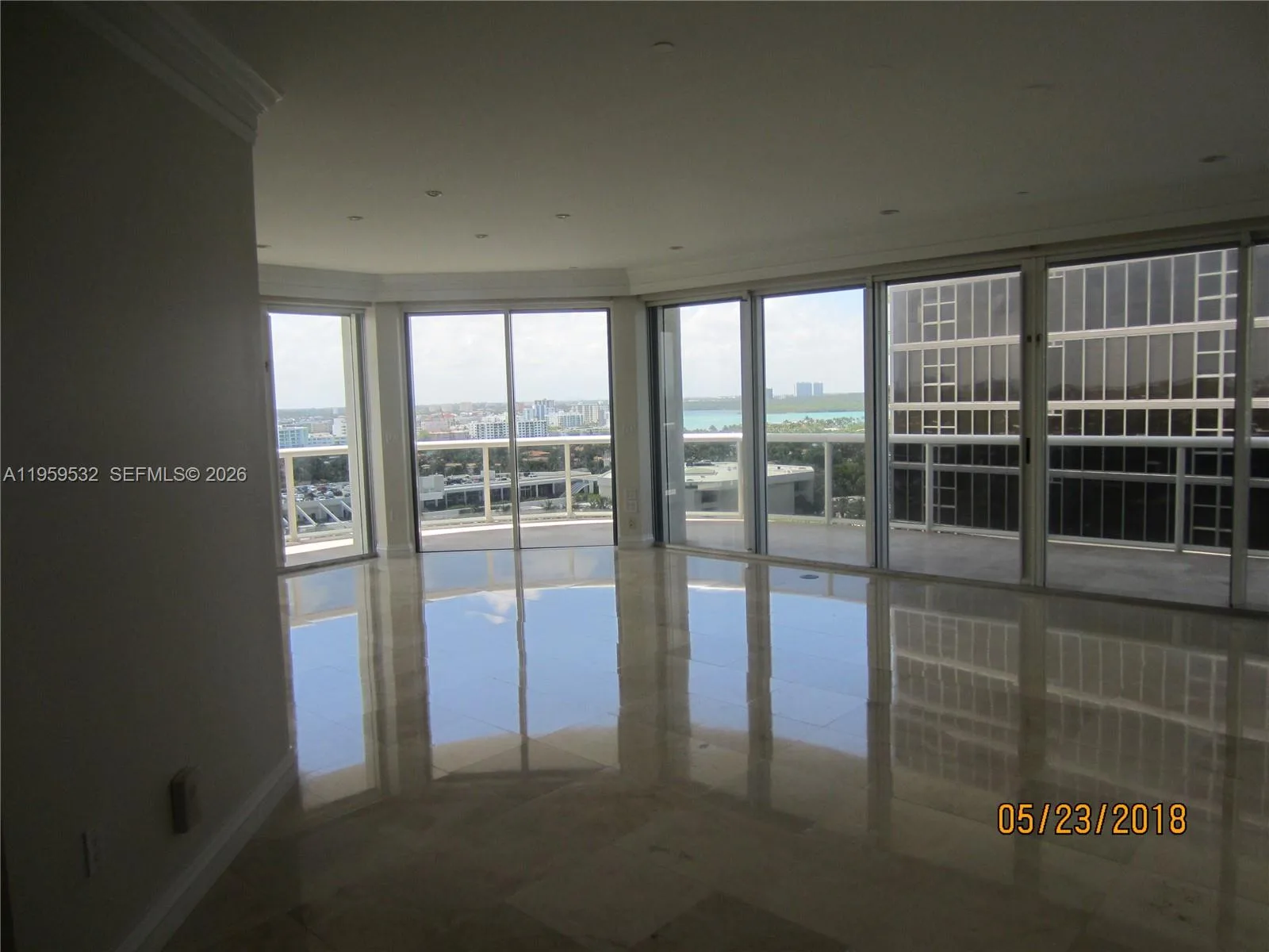 Majestic Tower – photo 11