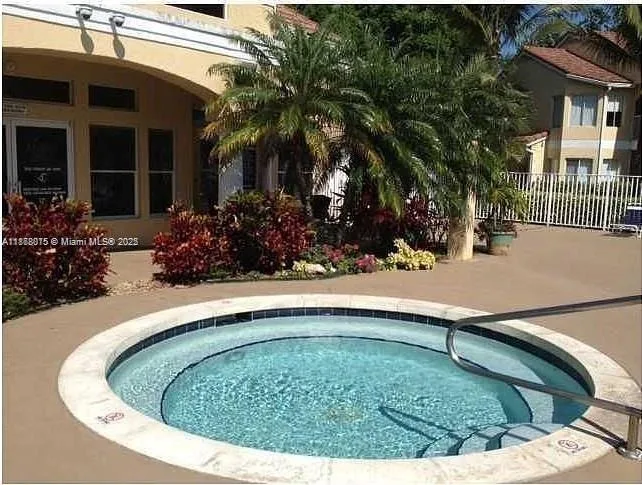 2445 NW 33rd St # 1413, Oakland Park, FL 33309 photo 10
