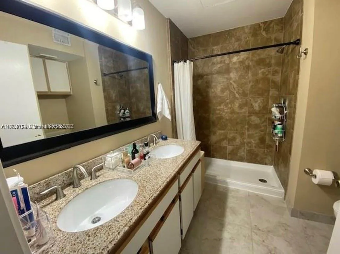 2445 NW 33rd St # 1413, Oakland Park, FL 33309 photo 7