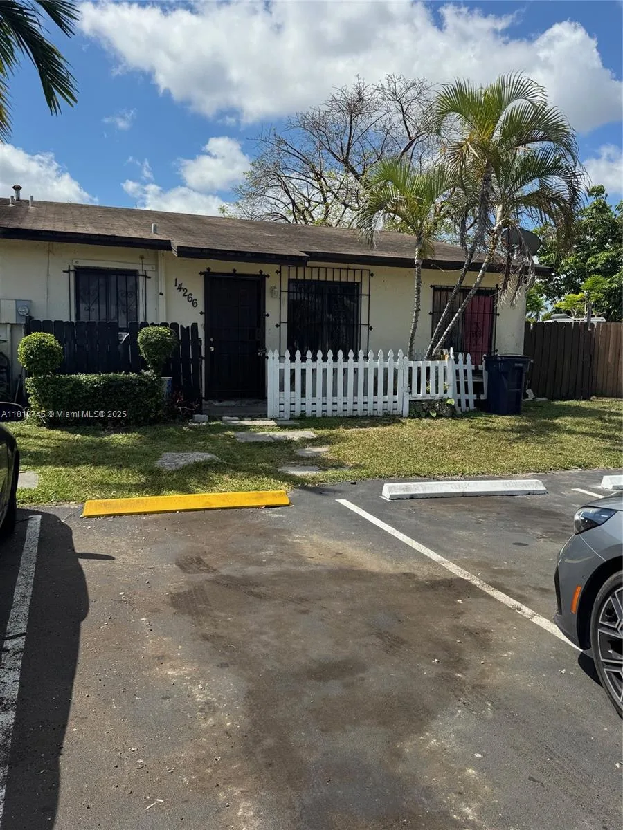 28152 SW 142nd Ct, Homestead, FL 33033 photo 9