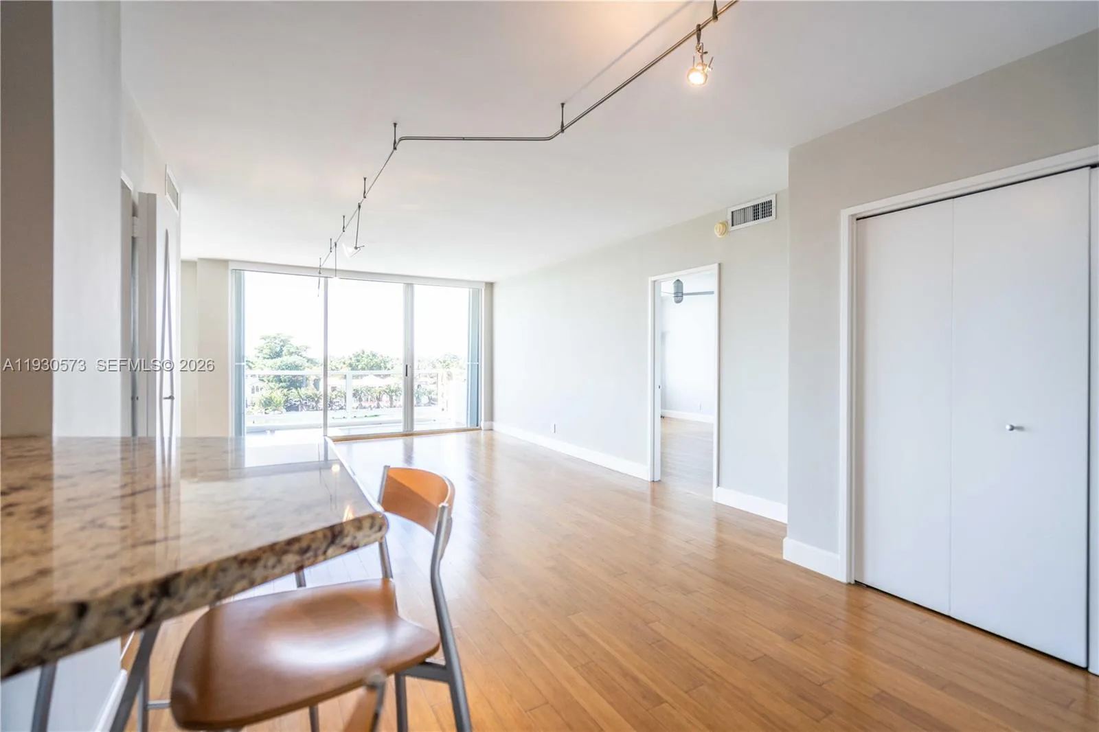 5700 Collins Ave # 6H, Miami Beach, FL 33140 photo 6