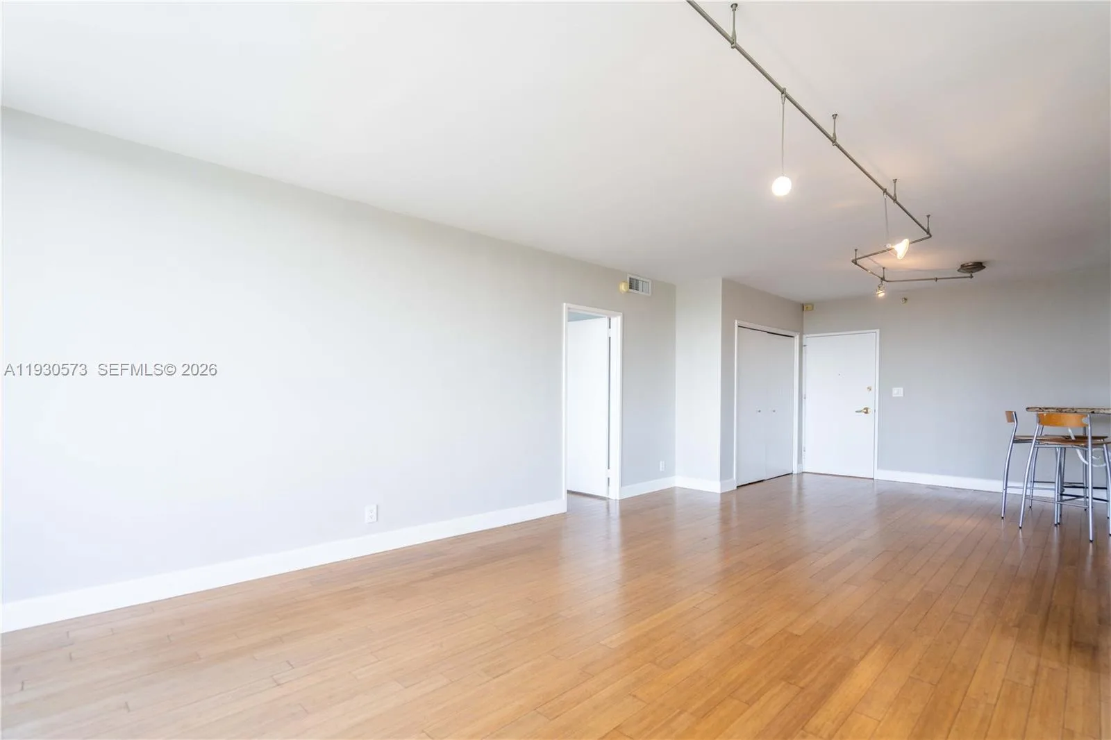 5700 Collins Ave # 6H, Miami Beach, FL 33140 photo 8
