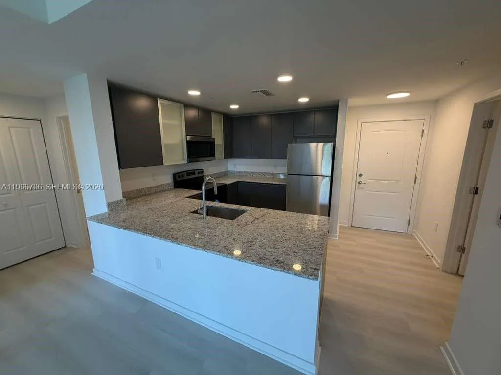 5587 Millenia Park blvd # 502, Orlando, FL 32839 — zdjęcie 2