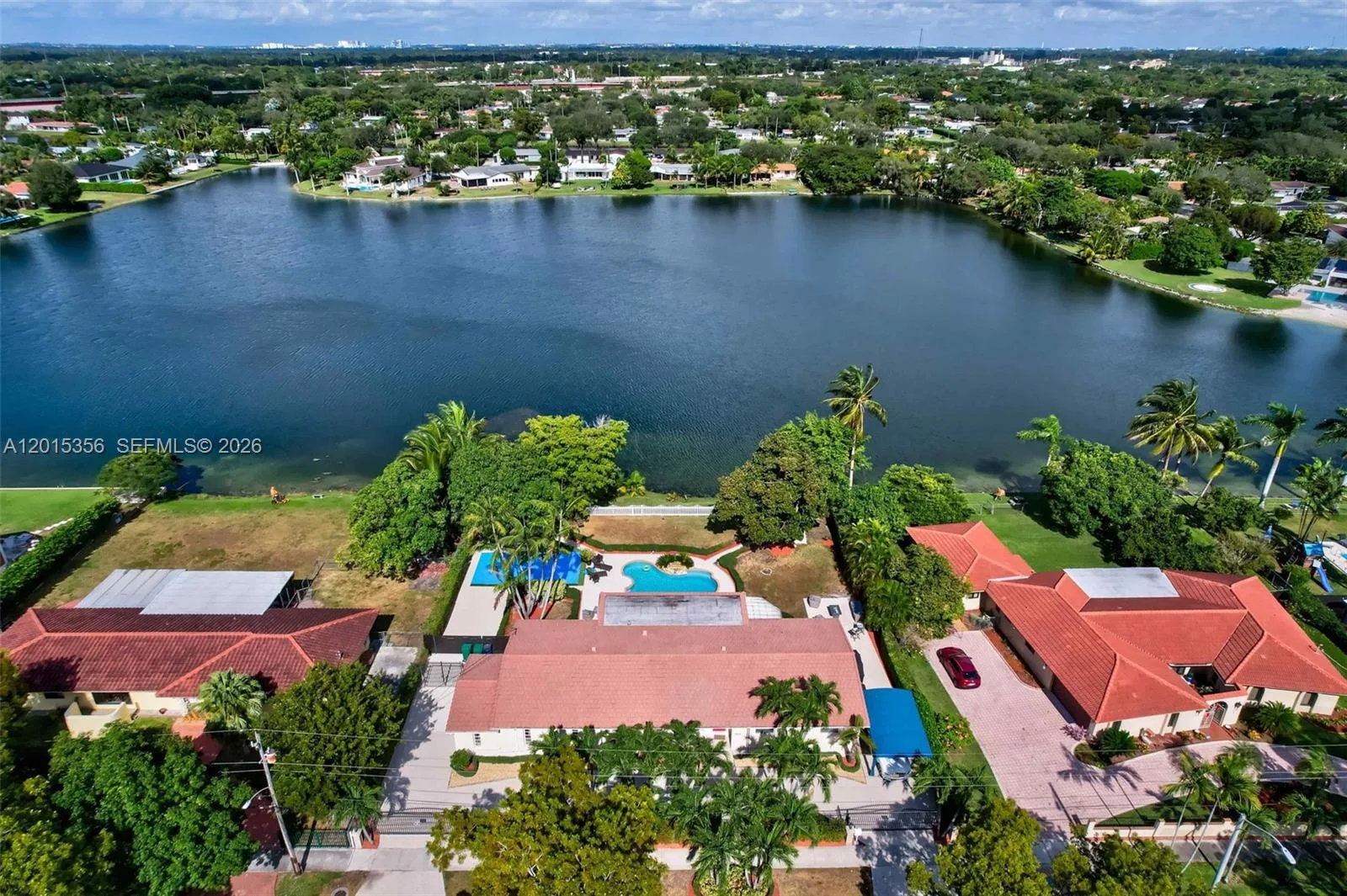 9261 SW 88 st, Miami, FL 33176 photo 2
