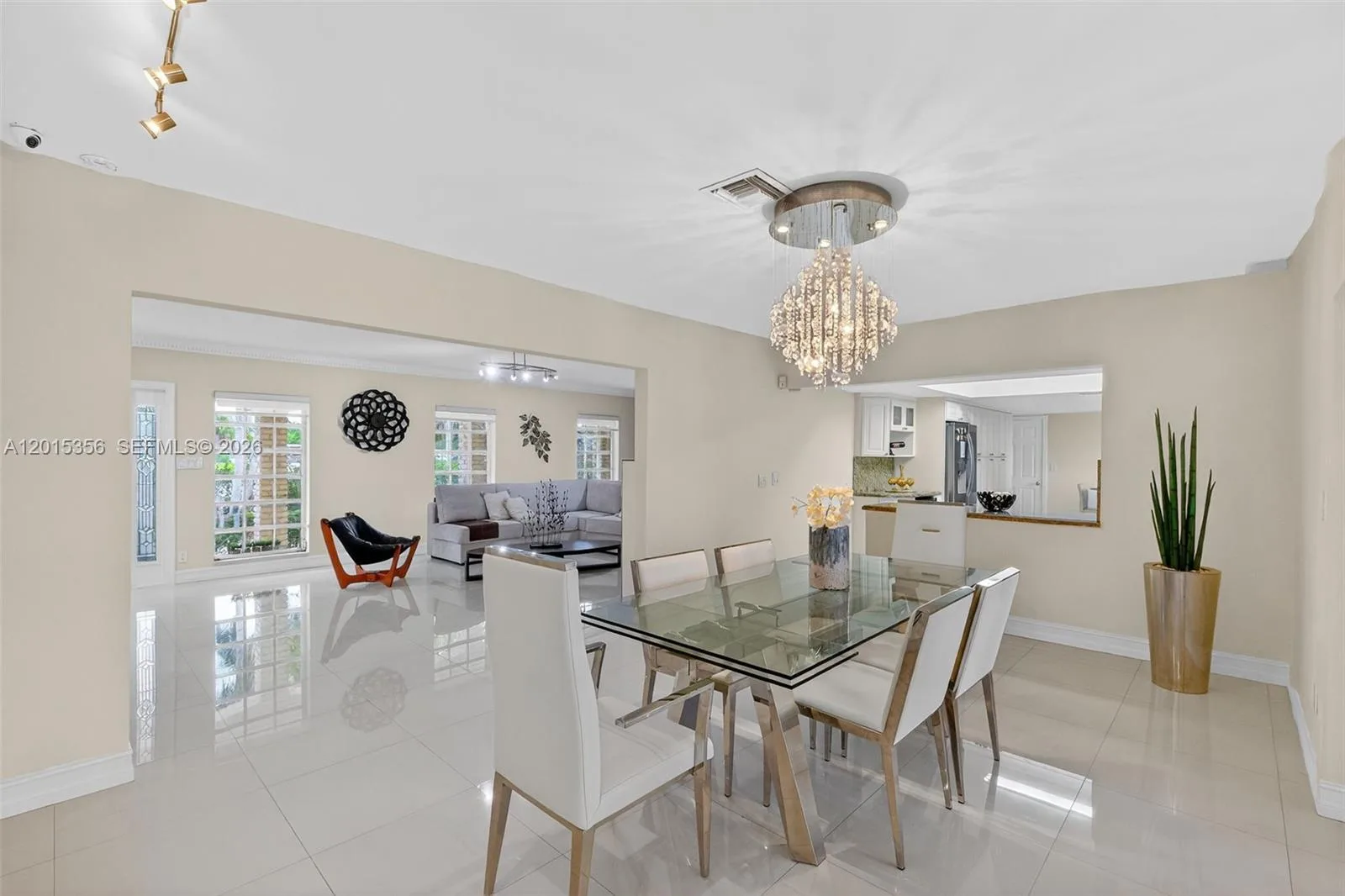 9261 SW 88 st, Miami, FL 33176 photo 5