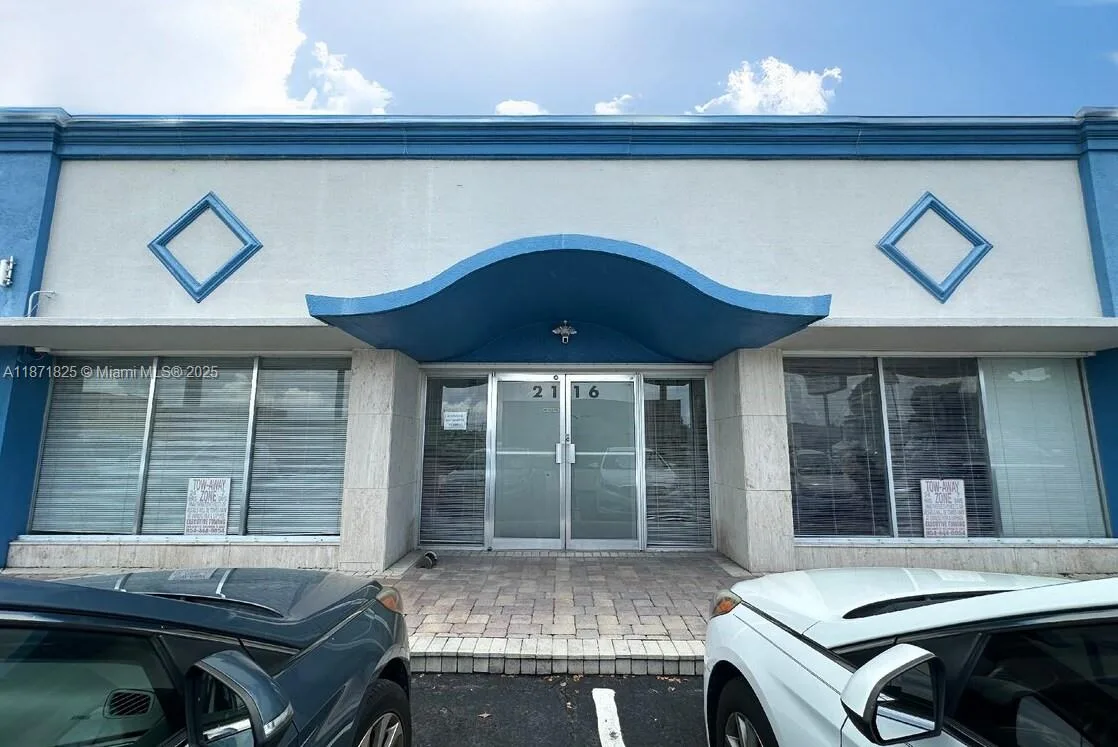 2116 N Dixie Hwy, Hollywood, FL 33020