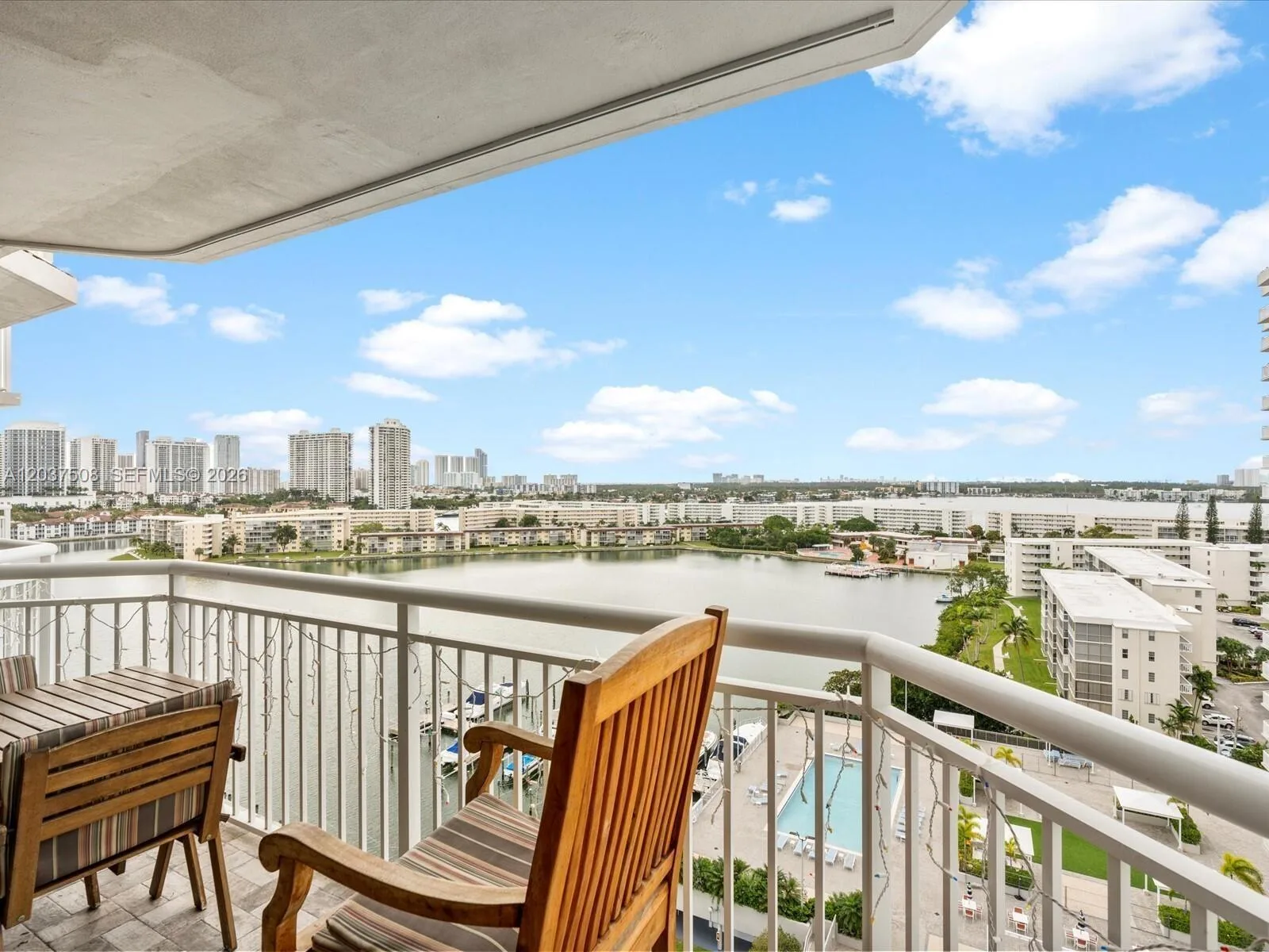 18071 Biscayne Blvd # 1401, Aventura, FL 33160