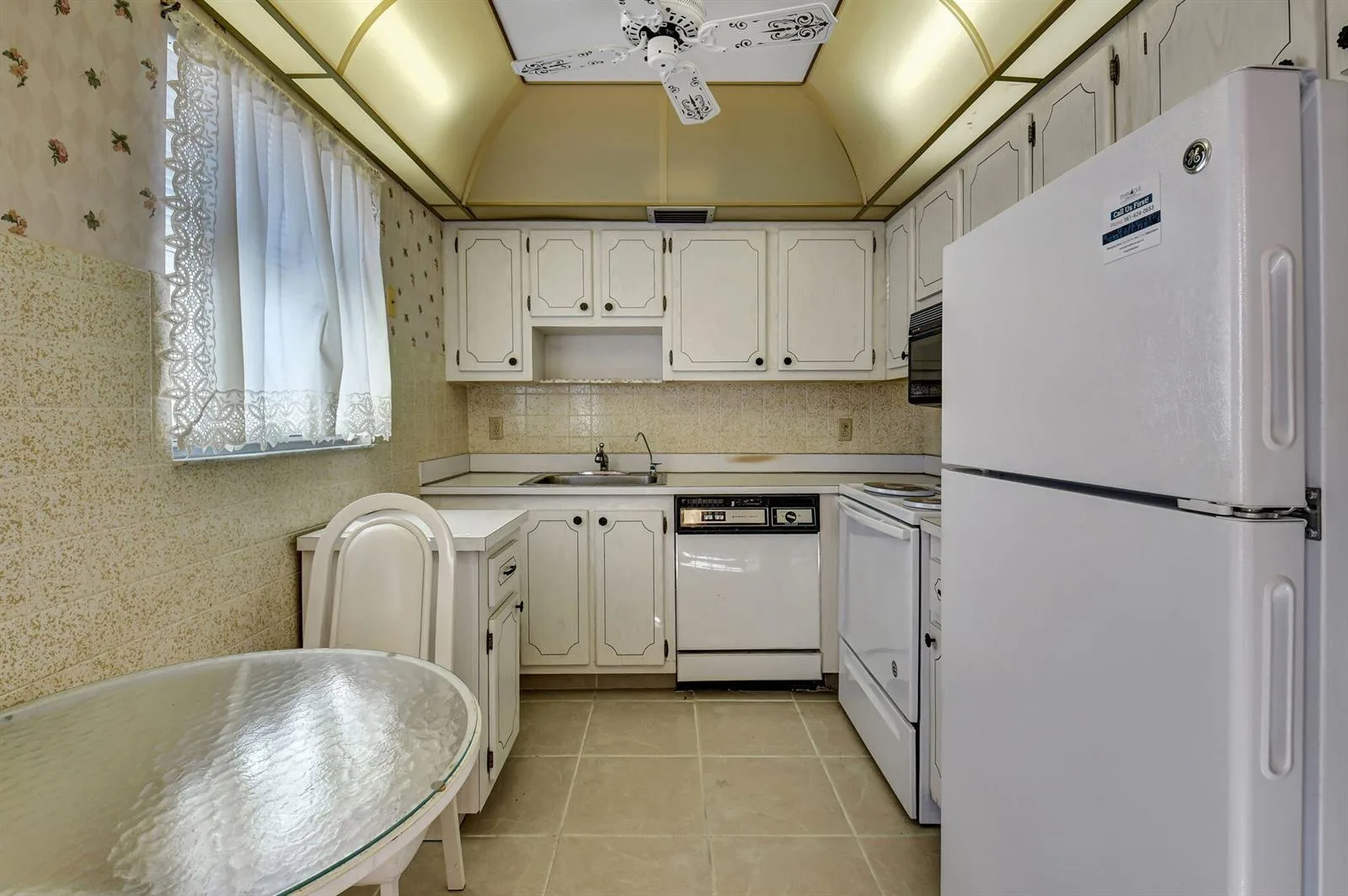 325 Saxony G, Delray Beach, FL 33446 photo 13