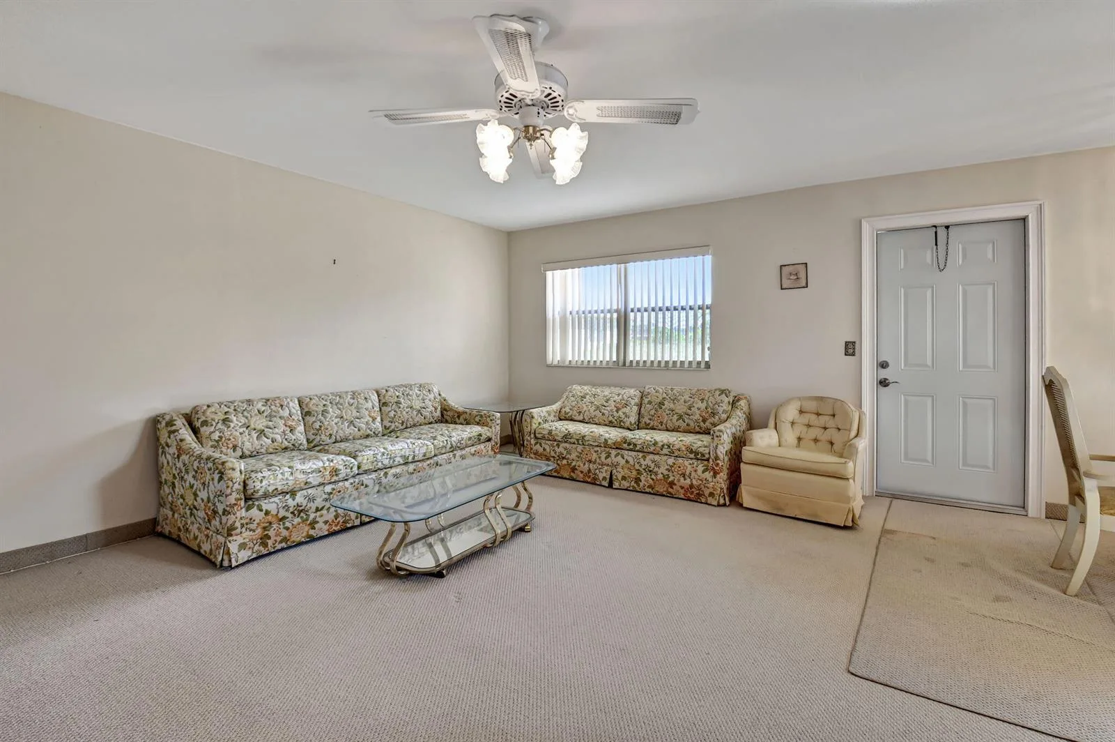 325 Saxony G, Delray Beach, FL 33446 photo 8