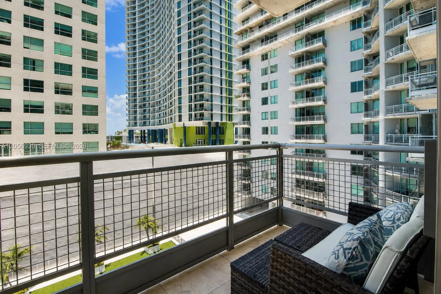 690 SW 1st Ct # 1528, Miami, FL 33130 photo 12