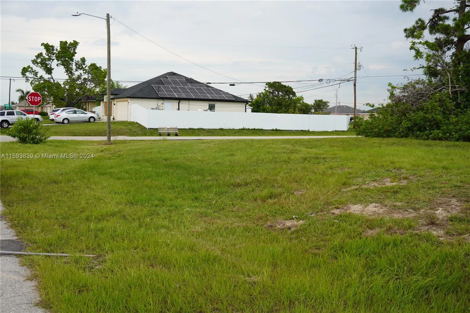 1313 NE 7th Ave, Cape Coral, FL 33909 photo 5