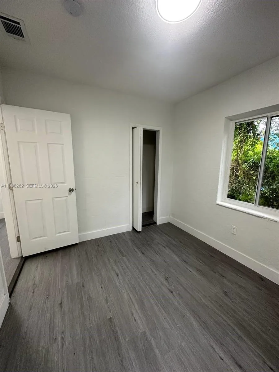 1812 NW 64th St, Miami, FL 33147 photo 9