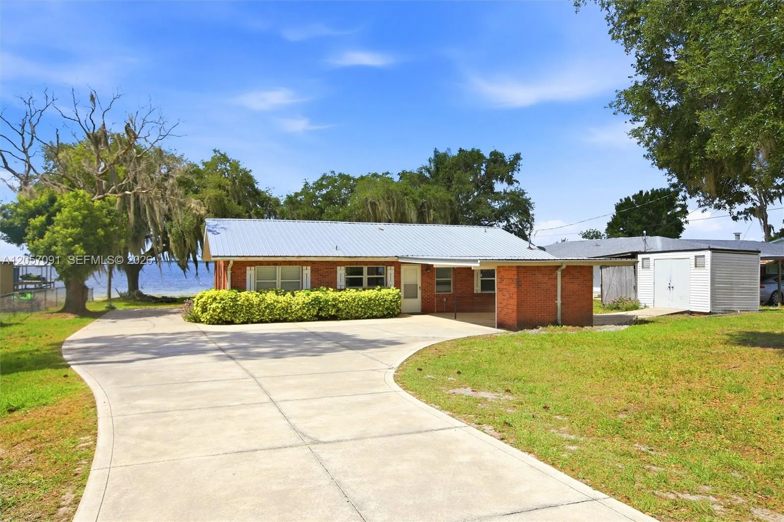 836 Lake June Road, Lake Placid, FL 33852