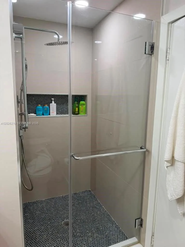 2500 Parkview Dr # 2518, Hallandale Beach, FL 33009 photo 10