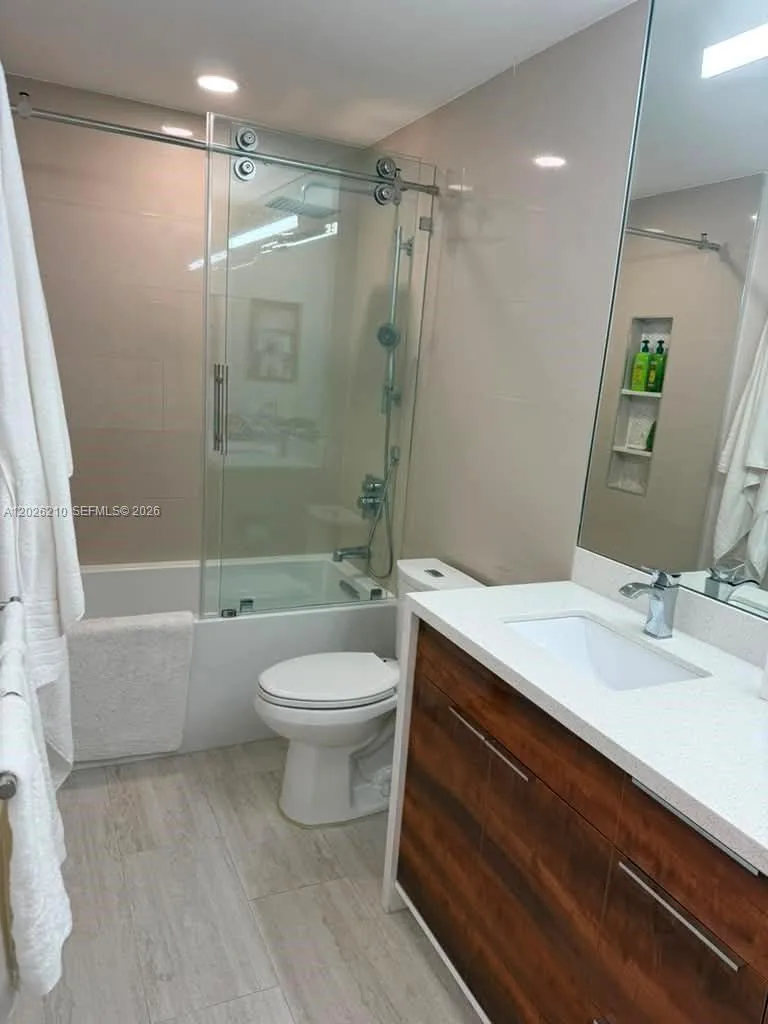2500 Parkview Dr # 2518, Hallandale Beach, FL 33009 photo 12