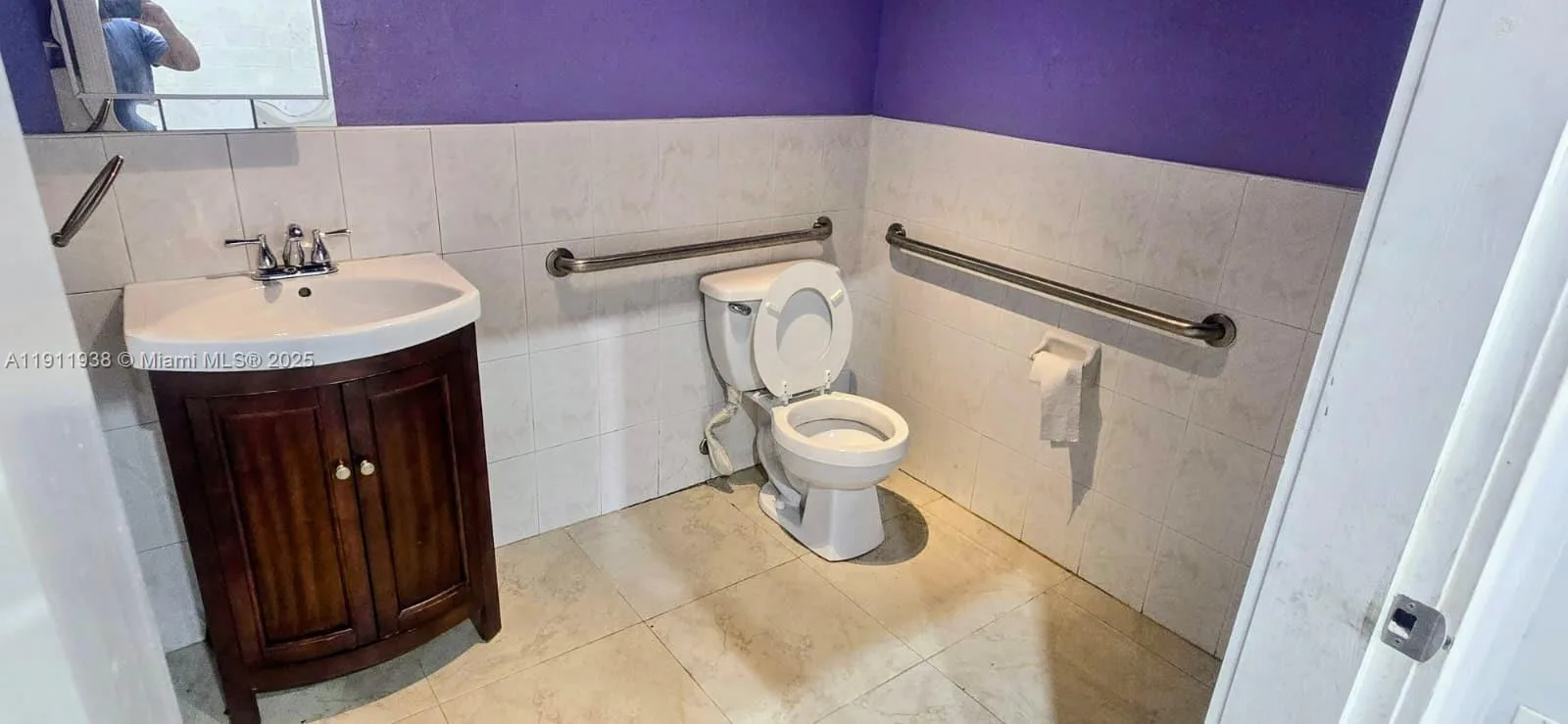 2954 W 84th St # 118, Hialeah, FL 33018 photo 4