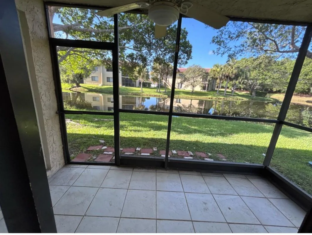 235 Lakeview Drive # 104, Weston, FL 33326