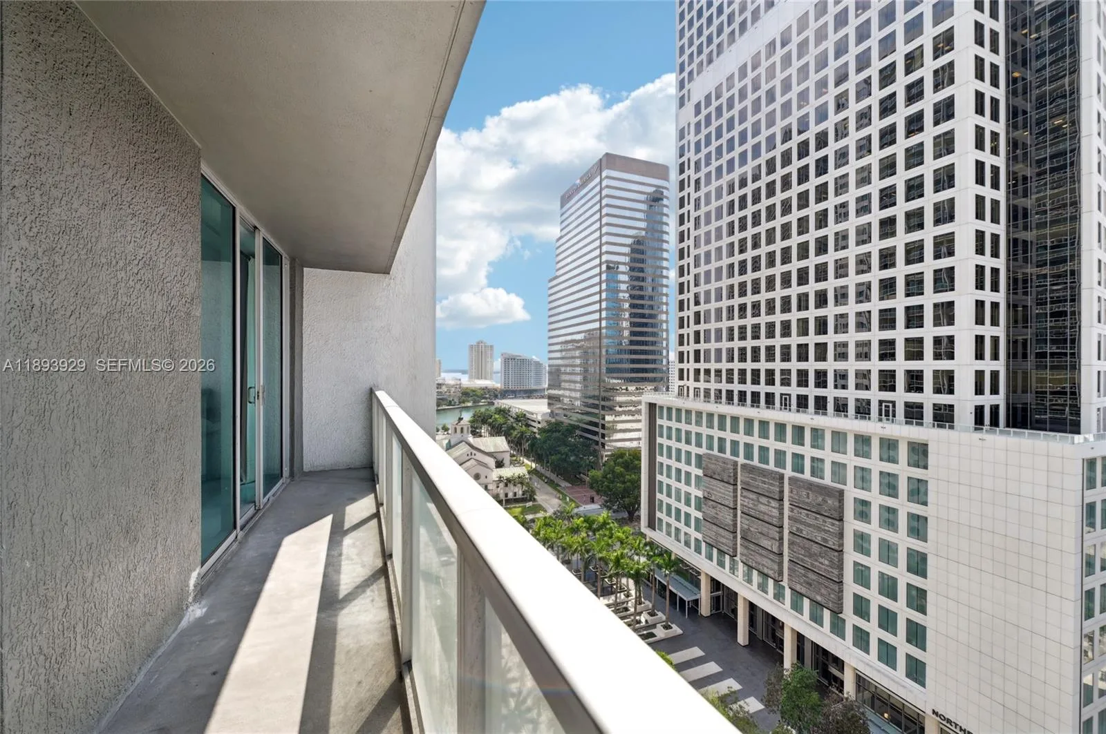 55 SE 6th St # 1608, Miami, FL 33131 photo 12