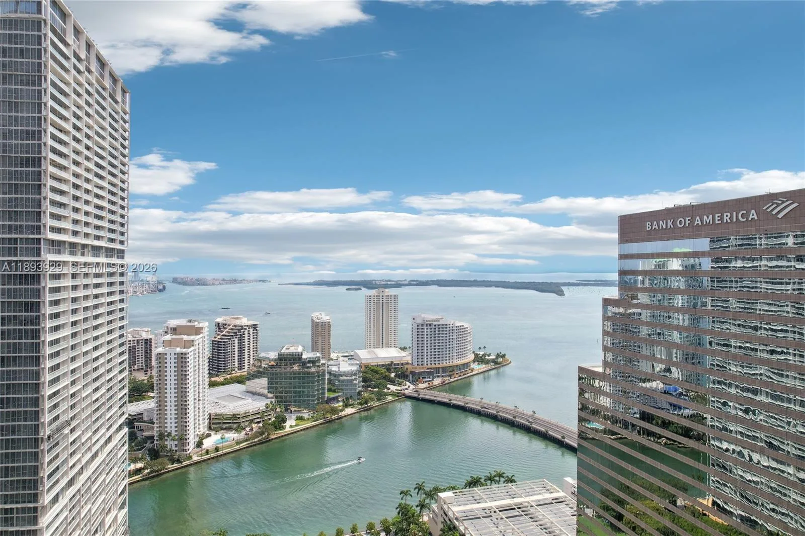 55 SE 6th St # 1608, Miami, FL 33131 photo 3