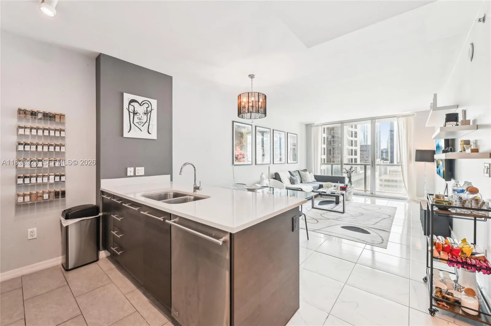 55 SE 6th St # 1608, Miami, FL 33131 photo 5