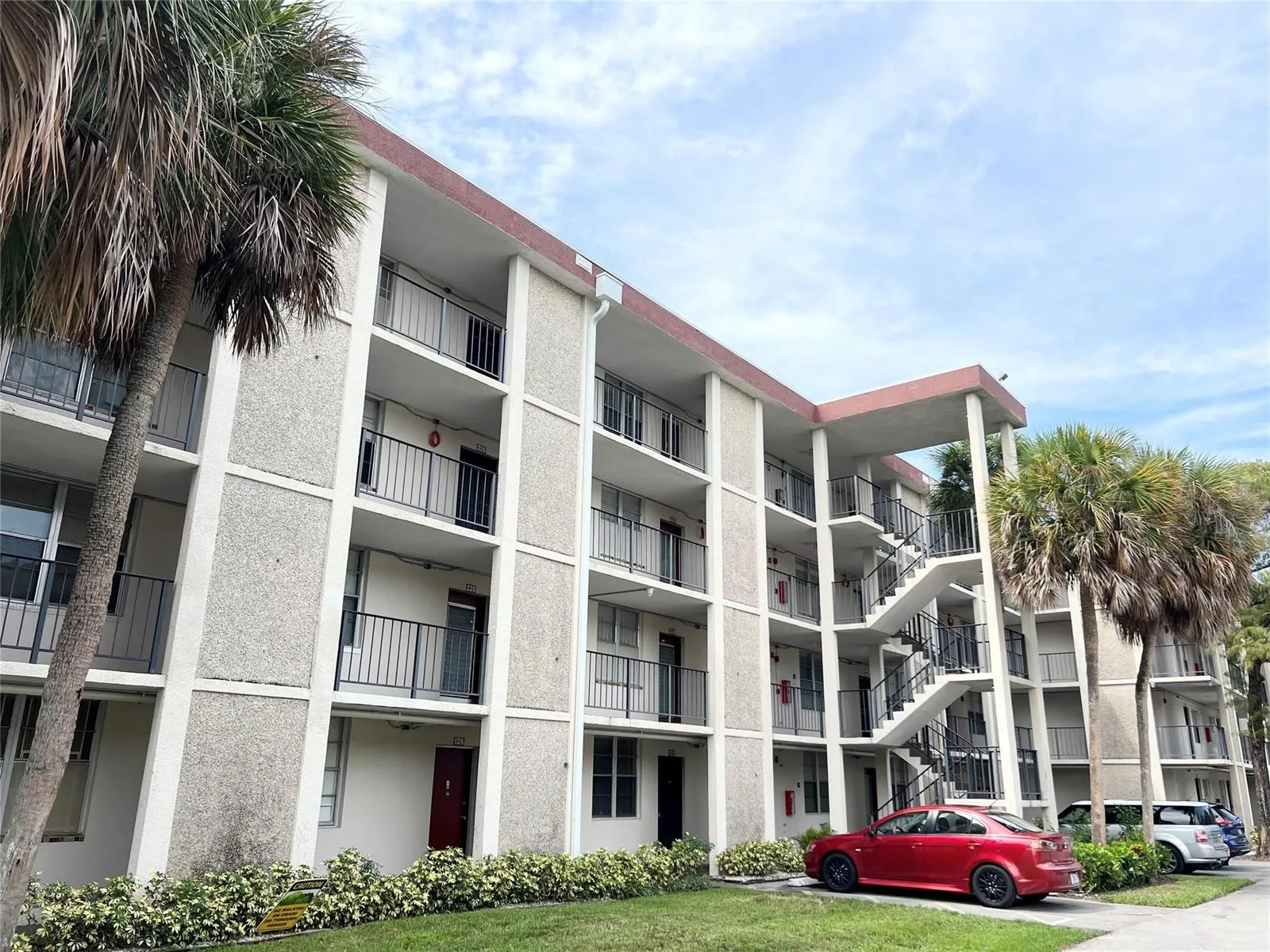 2650 NW 49th Avenue # 125, Lauderdale Lakes, FL 33313