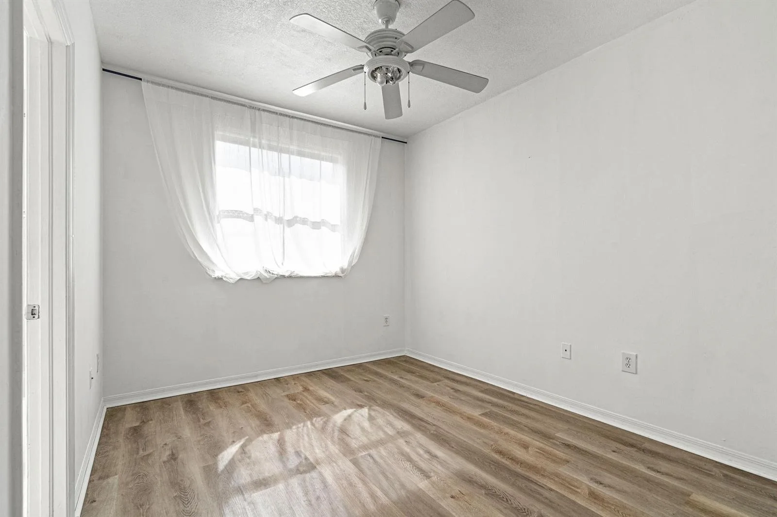8520 NW 139th Terrace # 1602, Miami Lakes, FL 33016 photo 11