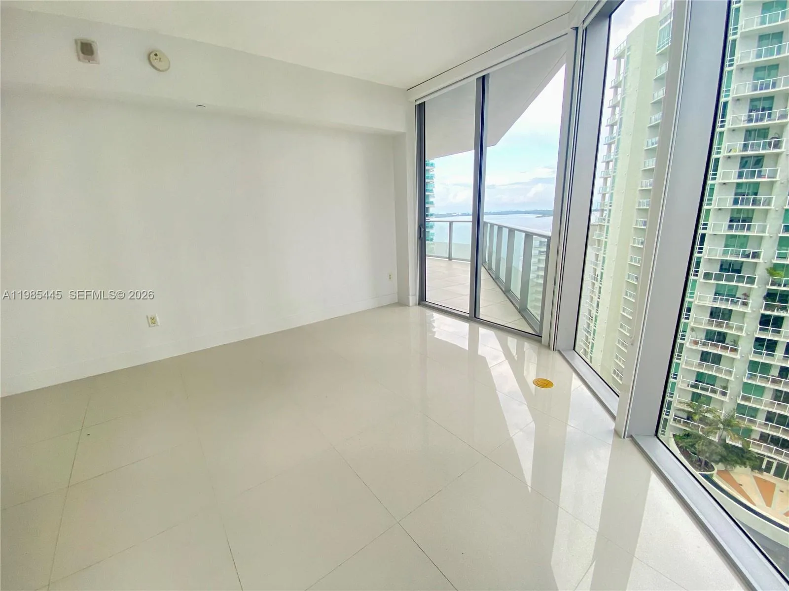 1300 Brickell Bay Dr # 1903, Miami, FL 33131 photo 7