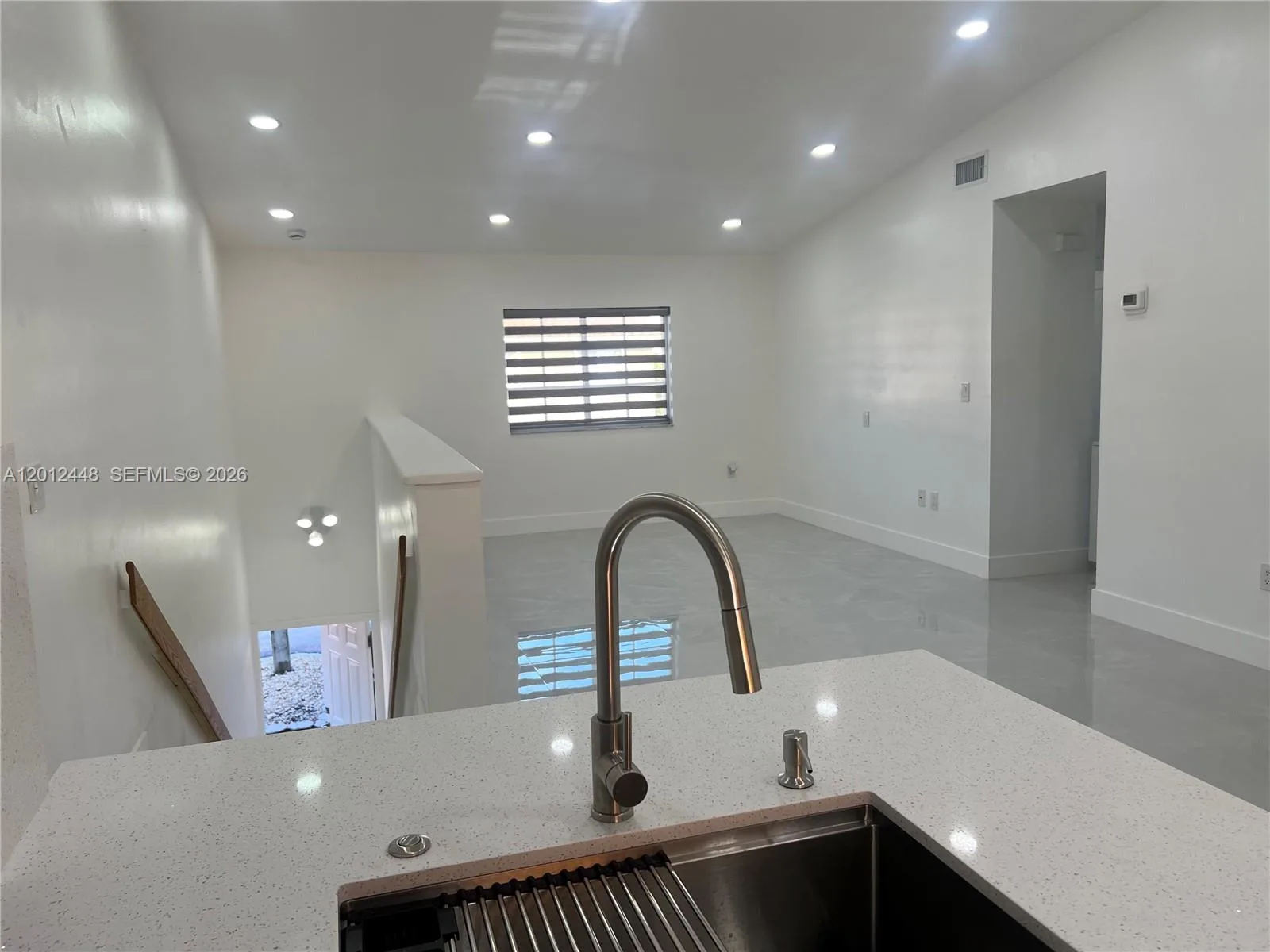 2425 W 76th St # 207, Hialeah, FL 33016