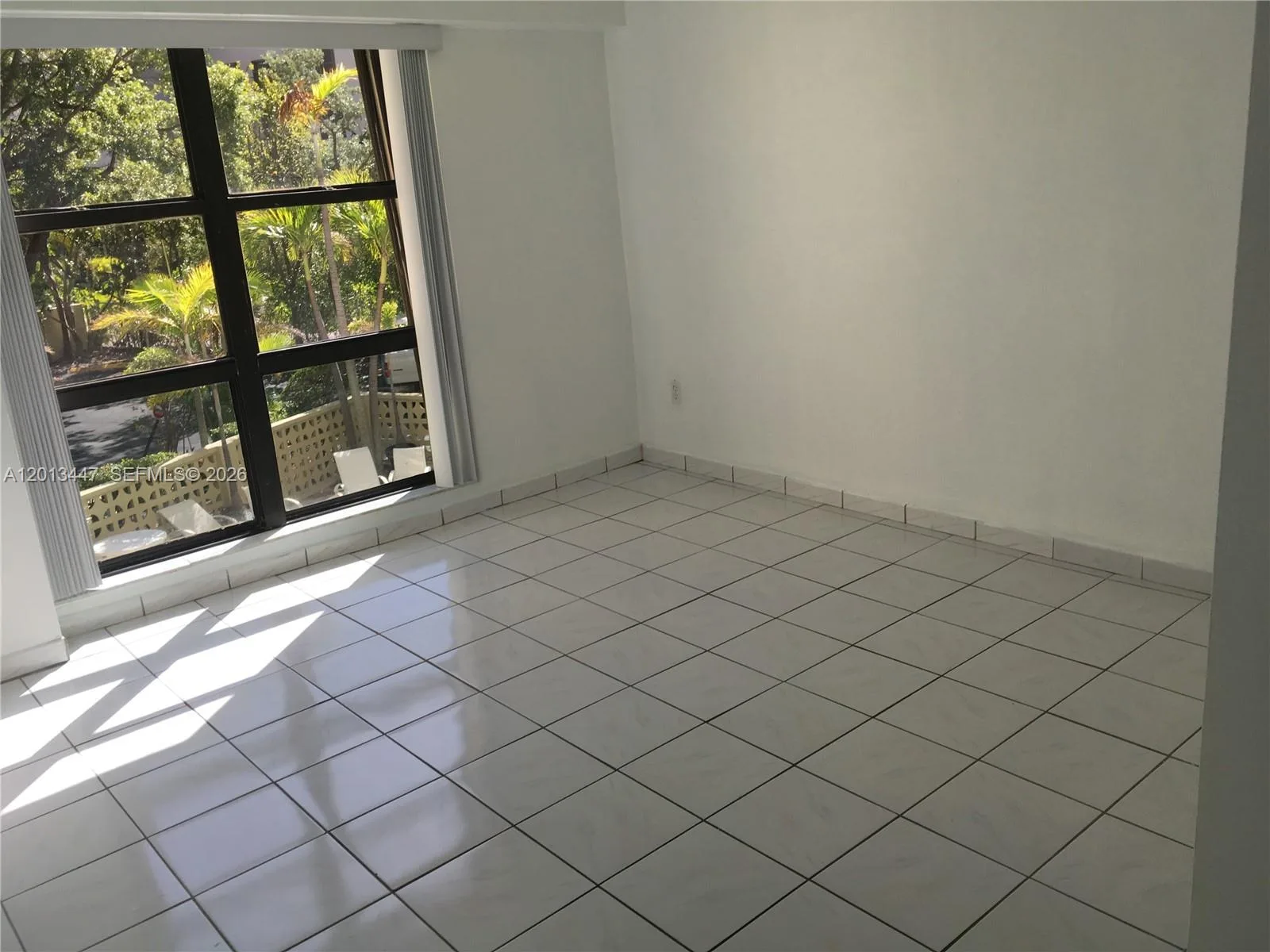 77 Crandon Blvd # 2E, Key Biscayne, FL 33149 photo 11